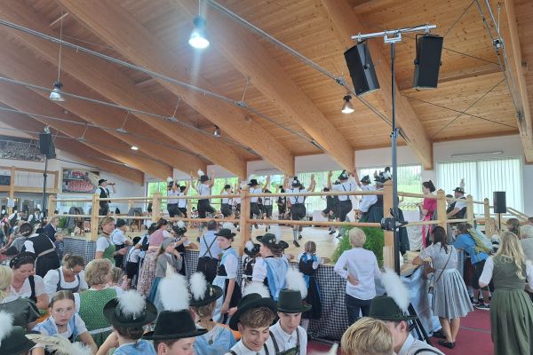 Gebietspreisplatteln Lodronhalle, Lampoding
