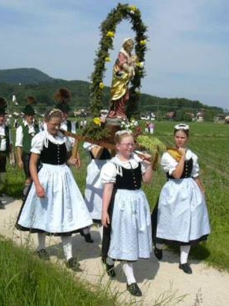 Figurenträger der Prozession